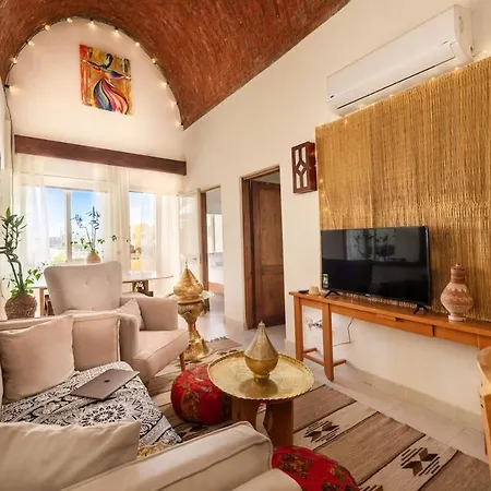 Makadi Heights Authentic Condo